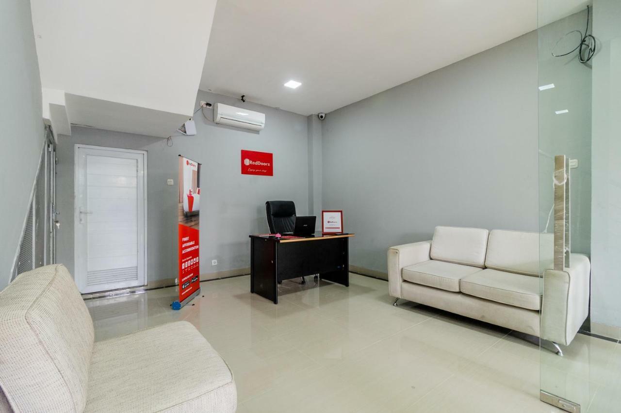 Reddoorz Near Plaza Atrium Senen Ξενοδοχείο Τζακάρτα Εξωτερικό φωτογραφία
